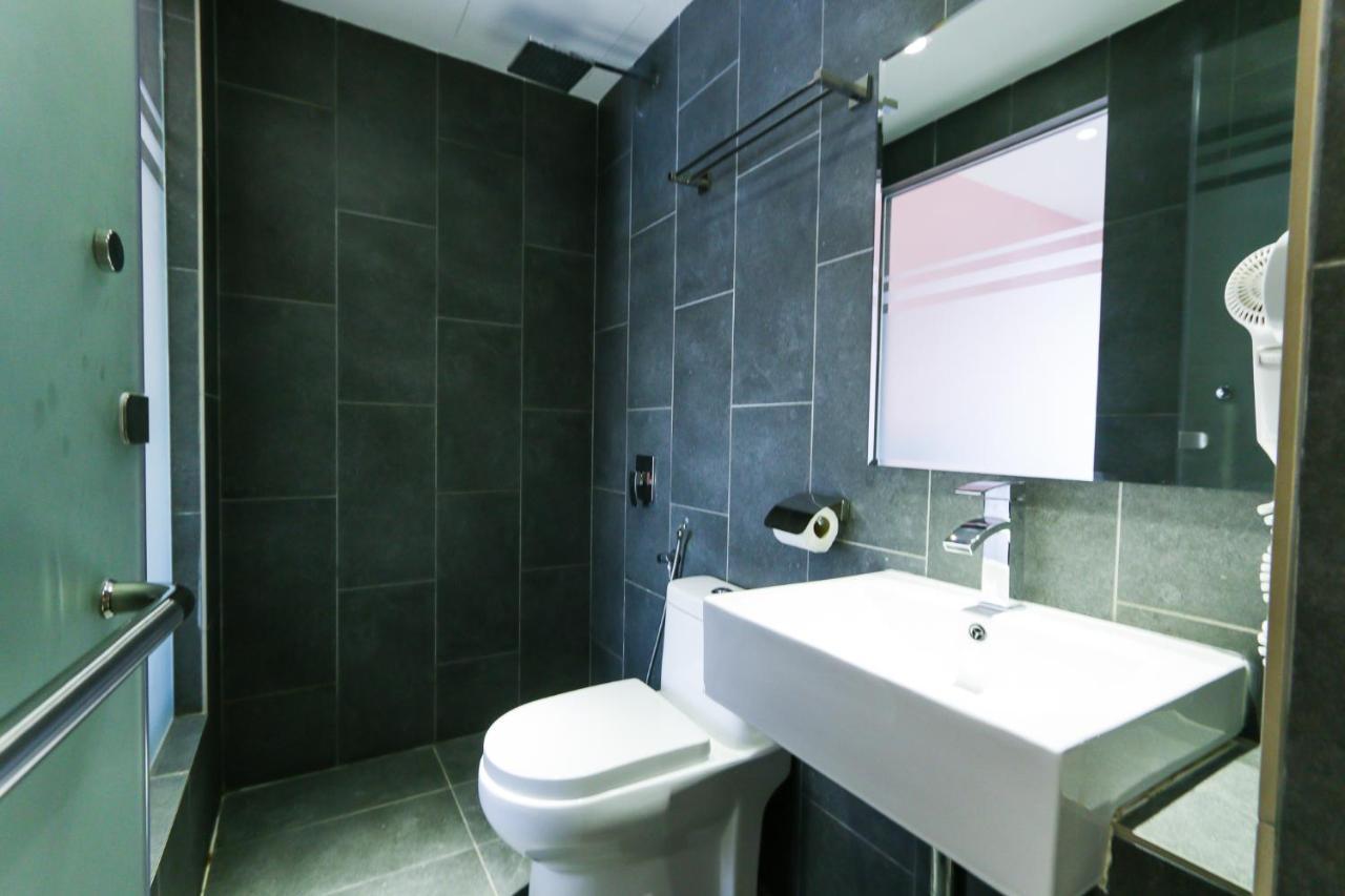 Hotel 99 Kota Kemuning Shah Alam Dış mekan fotoğraf